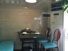 -茅炒屋龙虾·烧烤·湘菜(新河路店)
