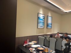 -鸽子侯·家宴·平价海鲜(市图书馆店)