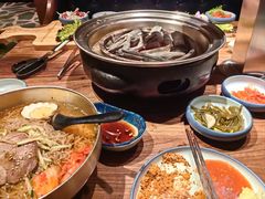 -明洞阿姨·韩式酱蟹烤肉·创意料理(三元桥店)