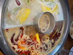 -佬土鹅肠火锅(解放路店)