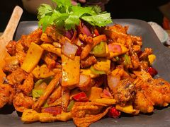 -炭舍干锅·烤鱼(扬名广场店)