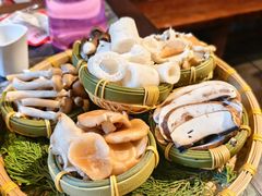 -慢丽江·云南野生菌土鸡锅(付家庄店)