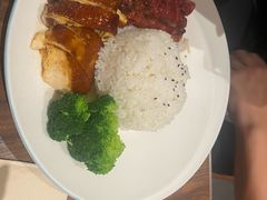 -港丽餐厅(正大店)