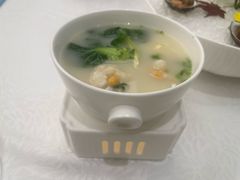 -品海楼·大连海胆锅贴馆(东港店)
