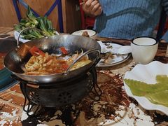 干锅花菜-小小河边鱼·黄辣丁鲜鱼锅(黎阳店)