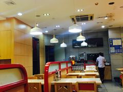 大堂-贯一台湾牛肉面(八一七中路店)