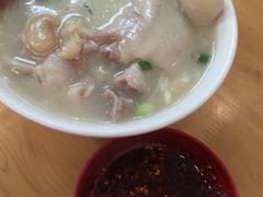 -雷祖芳老妈蹄花店