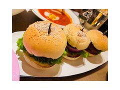-佐度王子扒房(爱建卓展店)
