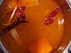 香辣锅底-百品聚旋转火锅(号外店)
