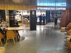 大堂-星巴克臻选(国贸商城首店)
