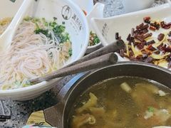 -嘎洒汤锅·花腰傣美食
