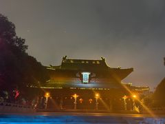 -绳金塔