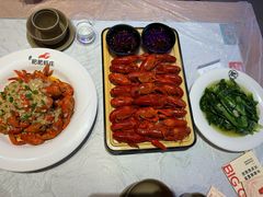 -肥肥虾庄·金牌油焖大虾(首义路店)