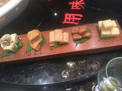 河南名小吃拼盘-阿庄新豫菜(航海东路店)