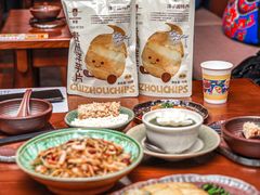 -包整·丝娃娃(一览甲秀楼风景店)