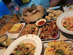 -喝丢一只鞋海鲜烧烤·海肠捞饭(市场店)