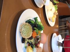 -杭州西湖湖滨银泰亚朵酒店