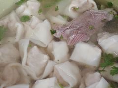 -周震馄饨