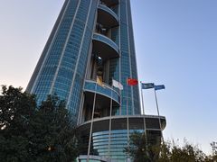 -华西龙希国际大酒店旅游观光景区