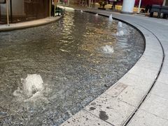-瑞虹新天地月亮湾