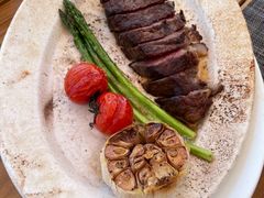 -MONICH牛排融合餐厅(和义大道购物中心店)