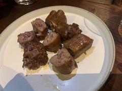 卤鸭脖-肆海小川菜酒馆Wine Bistro (青年路店)
