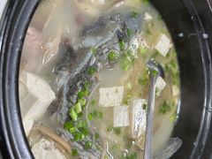 -土砂锅生态山庄·非遗砂锅雅鱼