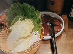 -蔡婶牛腩牛杂煲(长安万科店)