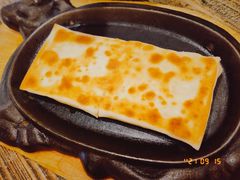 阿拉善驼肉馅饼-格日勒阿妈蒙古厨房(大召店)