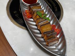 -泓历皇朝酒店(东亭店)