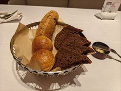 -马克西姆俄罗斯餐厅(通亚街店)