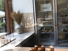 -VERIE BAKEHOUSE