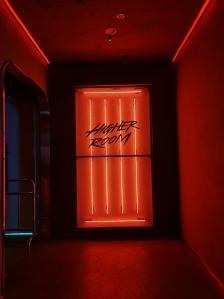 我们前一天宵夜经."-大众点评移动版