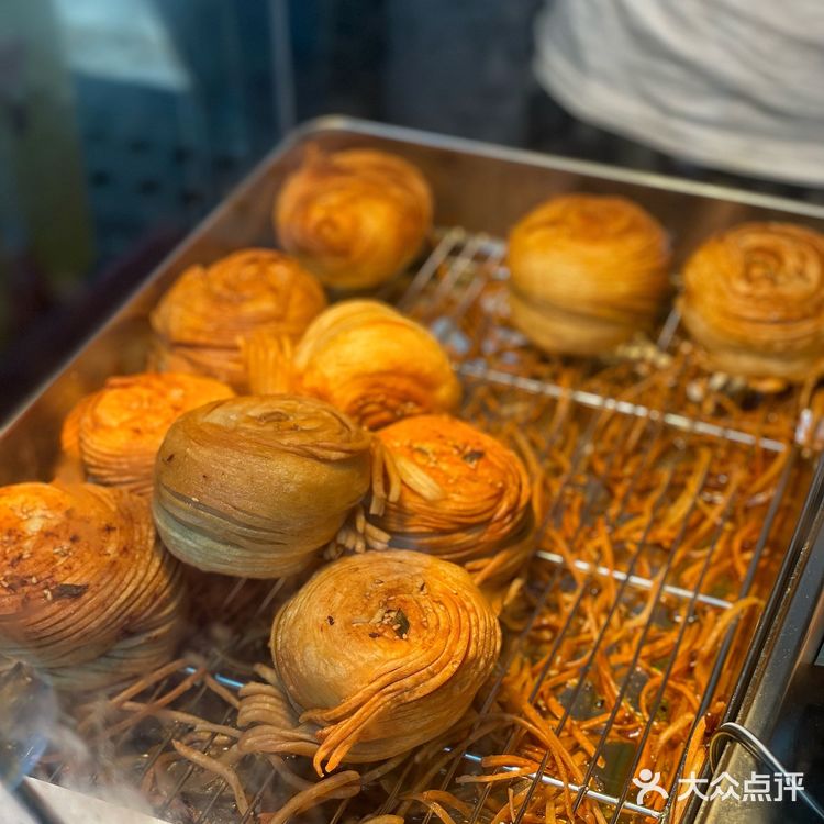 南昌｜饼皮酥脆，肉香流油，价格实惠