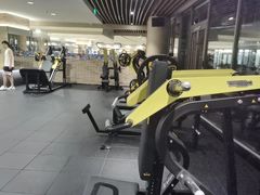 -W FITNESS 威尔仕健身·游泳(万科天空之城店)