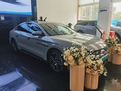 -弘仁宝佳比亚迪4S店(宝山旗舰店)
