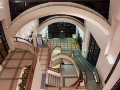 -香港大学