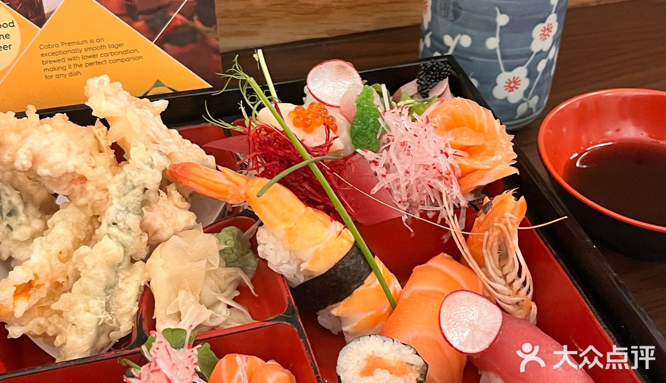 在leeds吃的刺身盒子