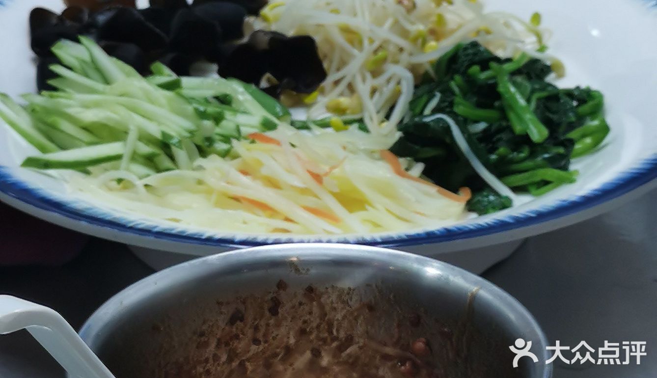 广州锅包肉探店|三溪站•小雪乡