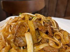 -阿维斯咖啡(镜湖店)