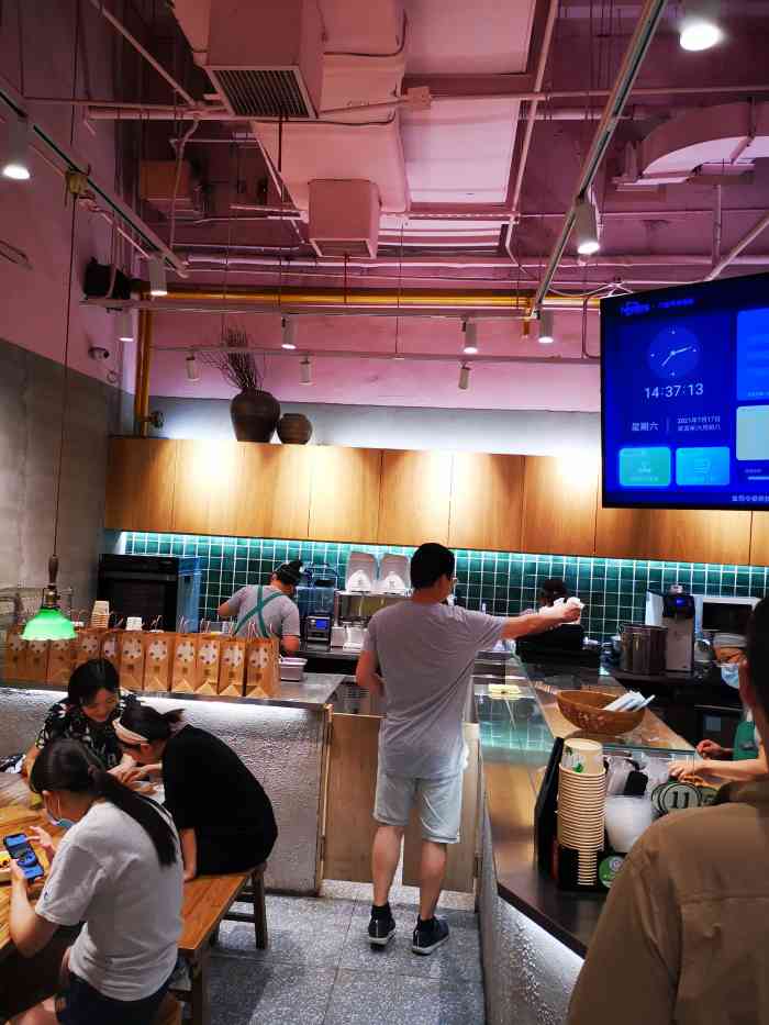 宝珠bojoo(闵行七宝万科店)-"五一假期,商铺里满座,生意非常好!