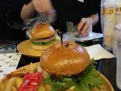 -龙治汉堡(中华城店)