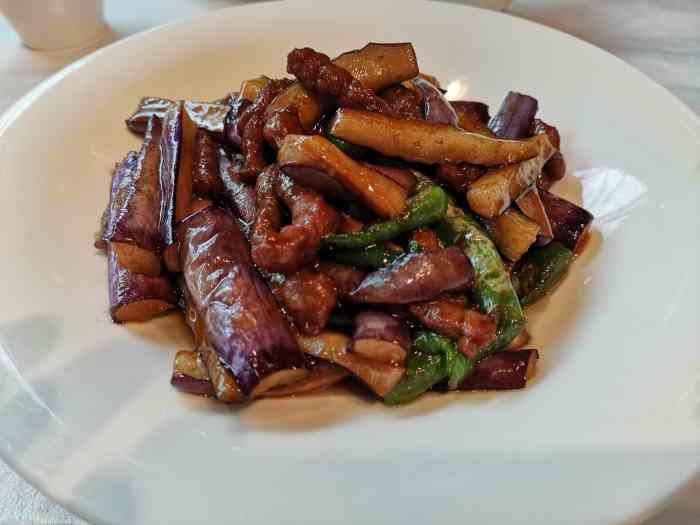 知味观(高银街店)-"服务礼貌耐心,推荐菜肴口味不错的,下次还.