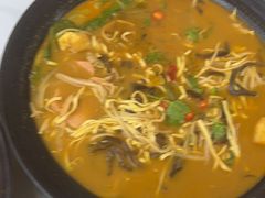 -沁麦源过桥米线(总店)