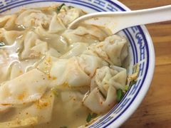 馄饨-胖子馄饨坊(天目大厦东南)
