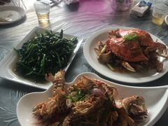 -覃记海鲜美食餐厅