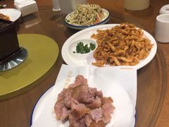 -赶海部落海鲜城(海阳路店)