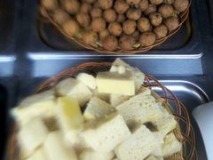 发糕，油炸丸子-香积厨素食馆