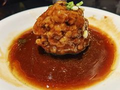 鸭黄狮子头-梅飞酒家(桑园路店)