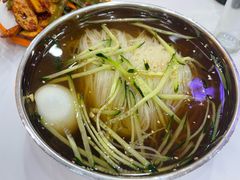 -三姐妹冷面馆(保卫路店)